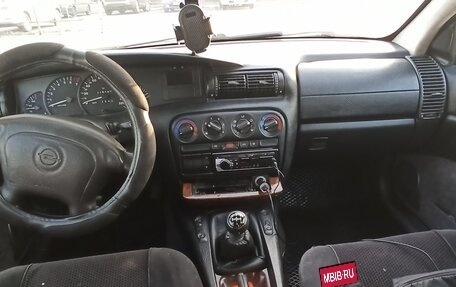 Opel Omega B, 1994 год, 160 000 рублей, 6 фотография