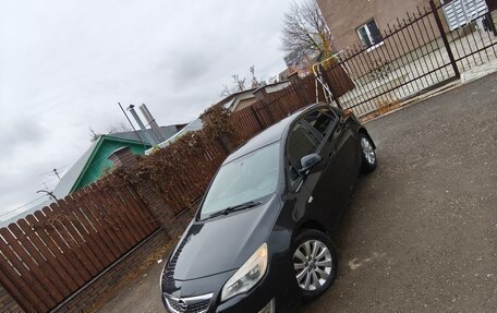 Opel Astra J, 2011 год, 569 000 рублей, 1 фотография