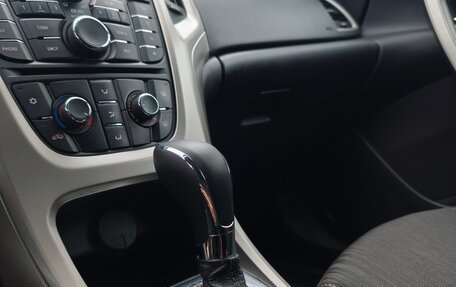 Opel Astra J, 2011 год, 569 000 рублей, 7 фотография