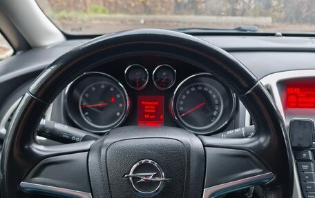 Opel Astra J, 2011 год, 569 000 рублей, 2 фотография