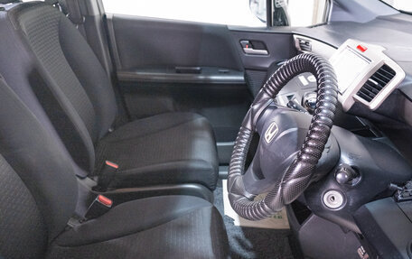 Honda Freed I, 2010 год, 1 249 000 рублей, 16 фотография