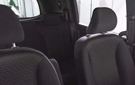 Honda Freed I, 2010 год, 1 249 000 рублей, 17 фотография