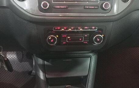 Volkswagen Tiguan I, 2012 год, 1 349 000 рублей, 31 фотография