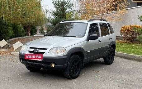 Chevrolet Niva I рестайлинг, 2016 год, 650 000 рублей, 2 фотография
