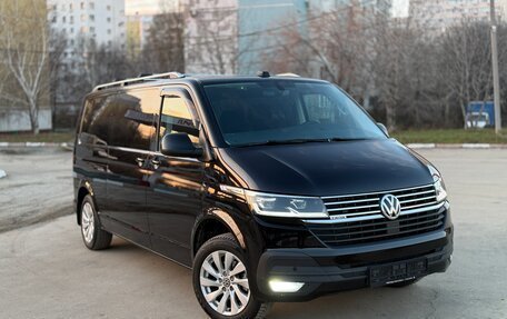Volkswagen Caravelle T6 рестайлинг, 2020 год, 4 890 000 рублей, 10 фотография