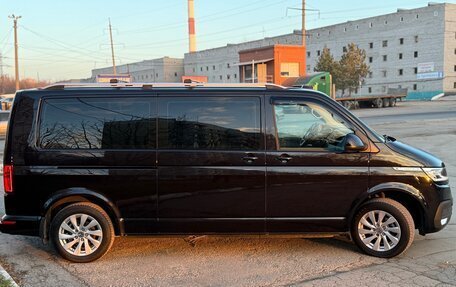 Volkswagen Caravelle T6 рестайлинг, 2020 год, 4 890 000 рублей, 8 фотография