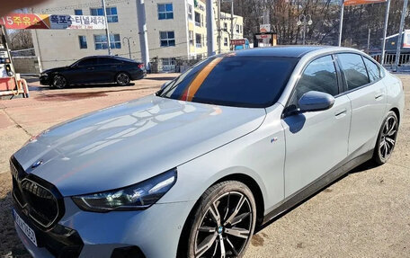 BMW 5 серия, 2025 год, 8 100 855 рублей, 3 фотография