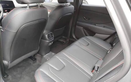 Hyundai Elantra, 2023 год, 2 500 000 рублей, 23 фотография