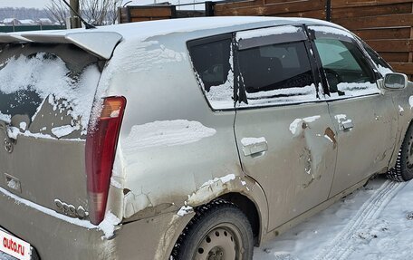 Toyota Opa I рестайлинг, 2001 год, 350 000 рублей, 2 фотография