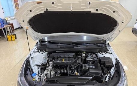 Hyundai Elantra, 2022 год, 1 550 000 рублей, 7 фотография