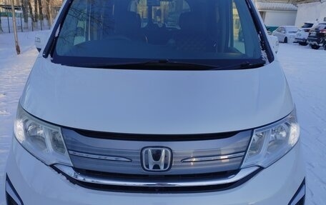 Honda Stepwgn IV, 2015 год, 1 650 000 рублей, 1 фотография