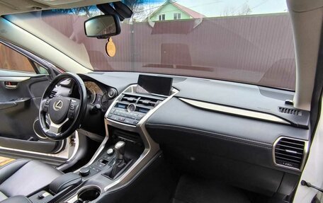 Lexus NX I, 2015 год, 2 850 000 рублей, 7 фотография