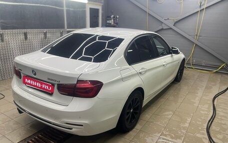 BMW 3 серия, 2018 год, 1 810 000 рублей, 3 фотография