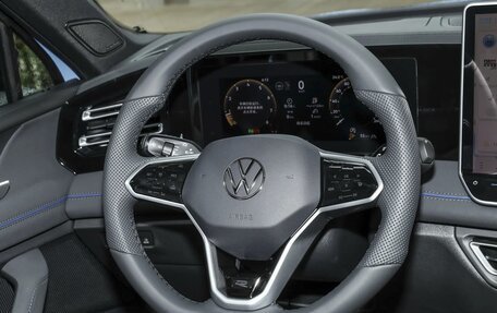 Volkswagen Tiguan, 2025 год, 4 730 000 рублей, 9 фотография