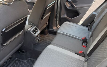 Volkswagen Tiguan II, 2017 год, 2 300 000 рублей, 8 фотография