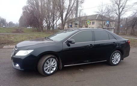 Toyota Camry, 2014 год, 1 620 000 рублей, 2 фотография