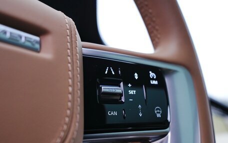 Land Rover Range Rover IV рестайлинг, 2024 год, 22 200 000 рублей, 16 фотография