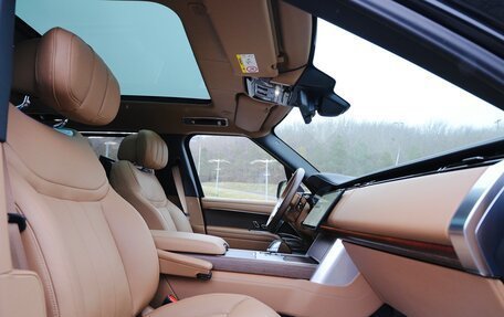 Land Rover Range Rover IV рестайлинг, 2024 год, 22 200 000 рублей, 21 фотография