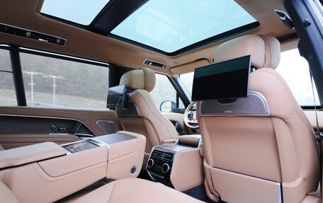 Land Rover Range Rover IV рестайлинг, 2024 год, 22 200 000 рублей, 39 фотография