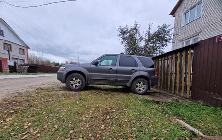 Ford Escape II, 2004 год, 200 000 рублей, 1 фотография