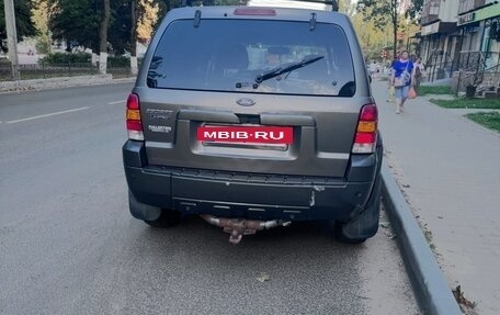 Ford Escape II, 2004 год, 200 000 рублей, 4 фотография