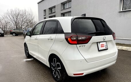 Honda Fit, 2020 год, 1 570 000 рублей, 4 фотография