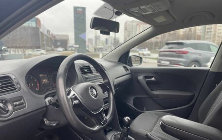 Volkswagen Polo VI (EU Market), 2018 год, 909 000 рублей, 9 фотография