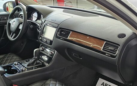 Volkswagen Touareg III, 2017 год, 3 379 000 рублей, 25 фотография