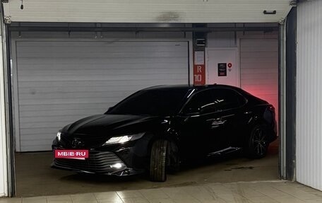 Toyota Camry, 2019 год, 1 930 000 рублей, 2 фотография