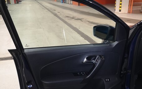 Volkswagen Polo VI (EU Market), 2013 год, 650 000 рублей, 14 фотография