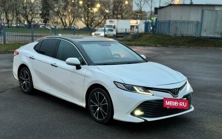 Toyota Camry, 2020 год, 1 675 000 рублей, 5 фотография