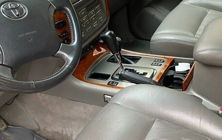 Toyota Land Cruiser 100 рестайлинг 2, 2005 год, 2 999 000 рублей, 5 фотография