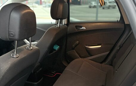 Opel Astra J, 2011 год, 567 000 рублей, 13 фотография