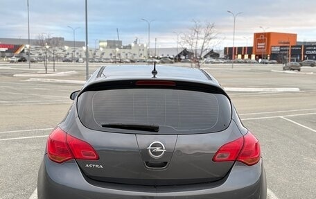 Opel Astra J, 2011 год, 567 000 рублей, 4 фотография