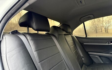 Toyota Camry, 2019 год, 2 750 000 рублей, 21 фотография