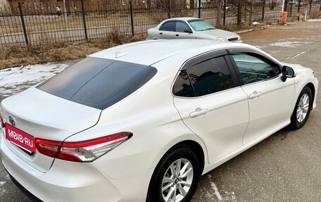 Toyota Camry, 2019 год, 2 750 000 рублей, 10 фотография