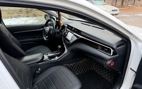 Toyota Camry, 2019 год, 2 750 000 рублей, 23 фотография