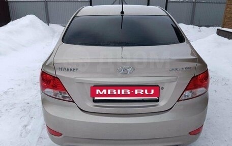 Hyundai Solaris II рестайлинг, 2011 год, 660 000 рублей, 2 фотография