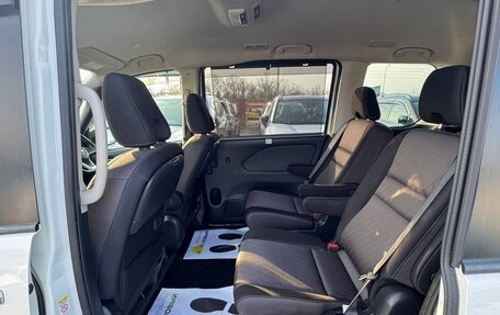 Nissan Serena IV, 2019 год, 2 350 000 рублей, 3 фотография