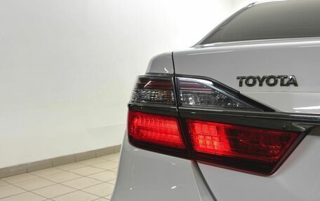 Toyota Camry, 2016 год, 1 850 000 рублей, 10 фотография