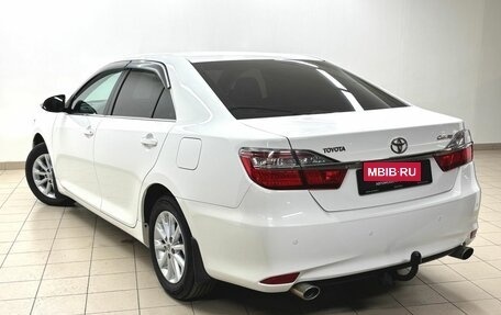 Toyota Camry, 2016 год, 1 850 000 рублей, 6 фотография