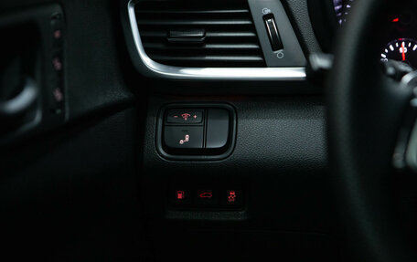 KIA Optima IV, 2018 год, 2 500 000 рублей, 17 фотография