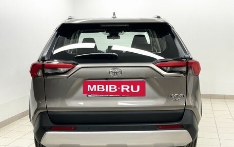 Toyota RAV4, 2025 год, 4 650 000 рублей, 5 фотография