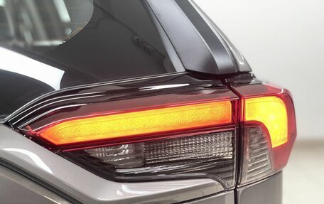 Toyota RAV4, 2025 год, 4 650 000 рублей, 10 фотография