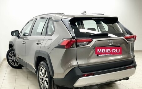 Toyota RAV4, 2025 год, 4 650 000 рублей, 6 фотография