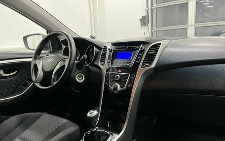 Hyundai i30 II рестайлинг, 2012 год, 849 000 рублей, 8 фотография