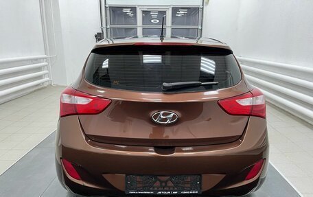 Hyundai i30 II рестайлинг, 2012 год, 849 000 рублей, 4 фотография