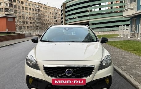 Volvo V40 Cross Country I, 2013 год, 1 325 000 рублей, 2 фотография