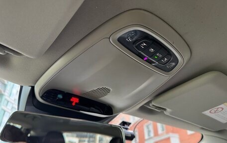 Volvo V40 Cross Country I, 2013 год, 1 325 000 рублей, 22 фотография