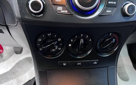 Mazda 3, 2010 год, 1 035 000 рублей, 12 фотография